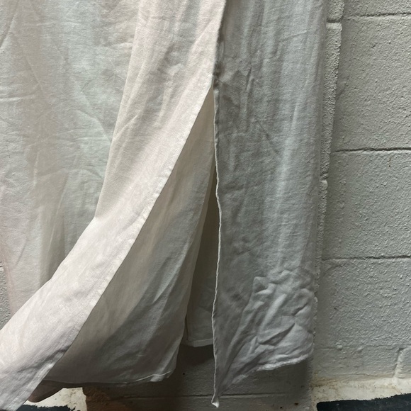 DKNY White Sleeveless Dress. Large - Picture 4 of 7